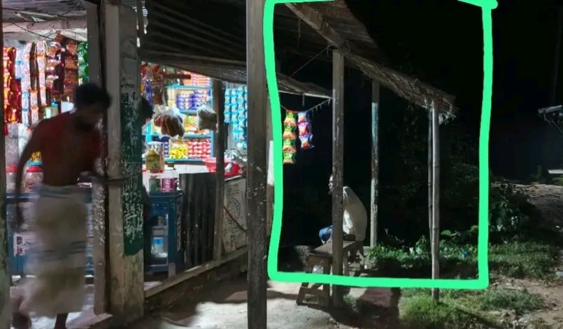 Oplus_16908288 জেলা পরিষদের নিজস্ব জমি দখল করে দোকান নির্মাণ: প্রশাসন নীরব, দখলদার বেপরোয়া!